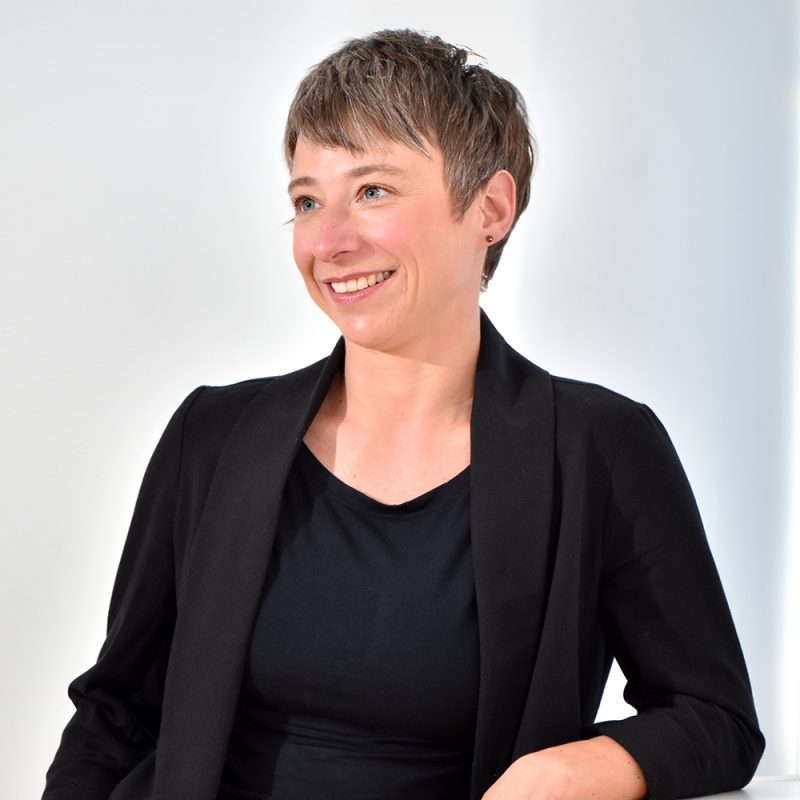 Lisa Whitelam : Director & Solicitor | Commercial, Employment, Property, Trust, Probate