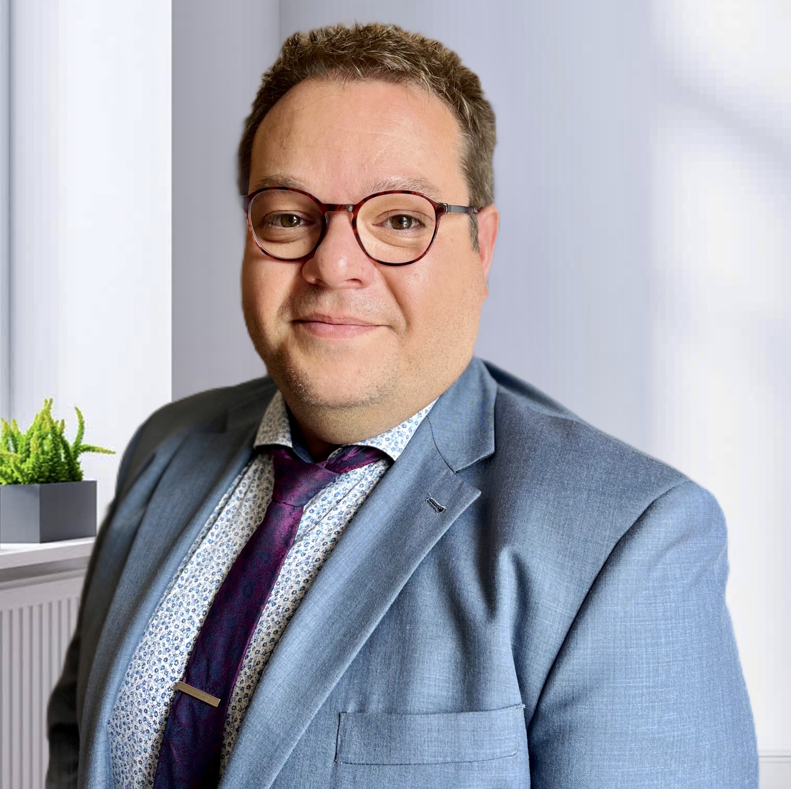 Matthew Raczynski : Trainee Legal Executive | Family